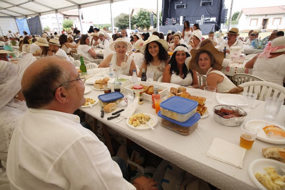 Trasona le pone son cubano a su fiesta