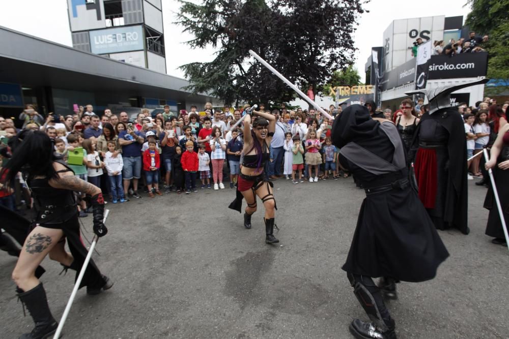 Desfile de "Starwars" en Metrópoli