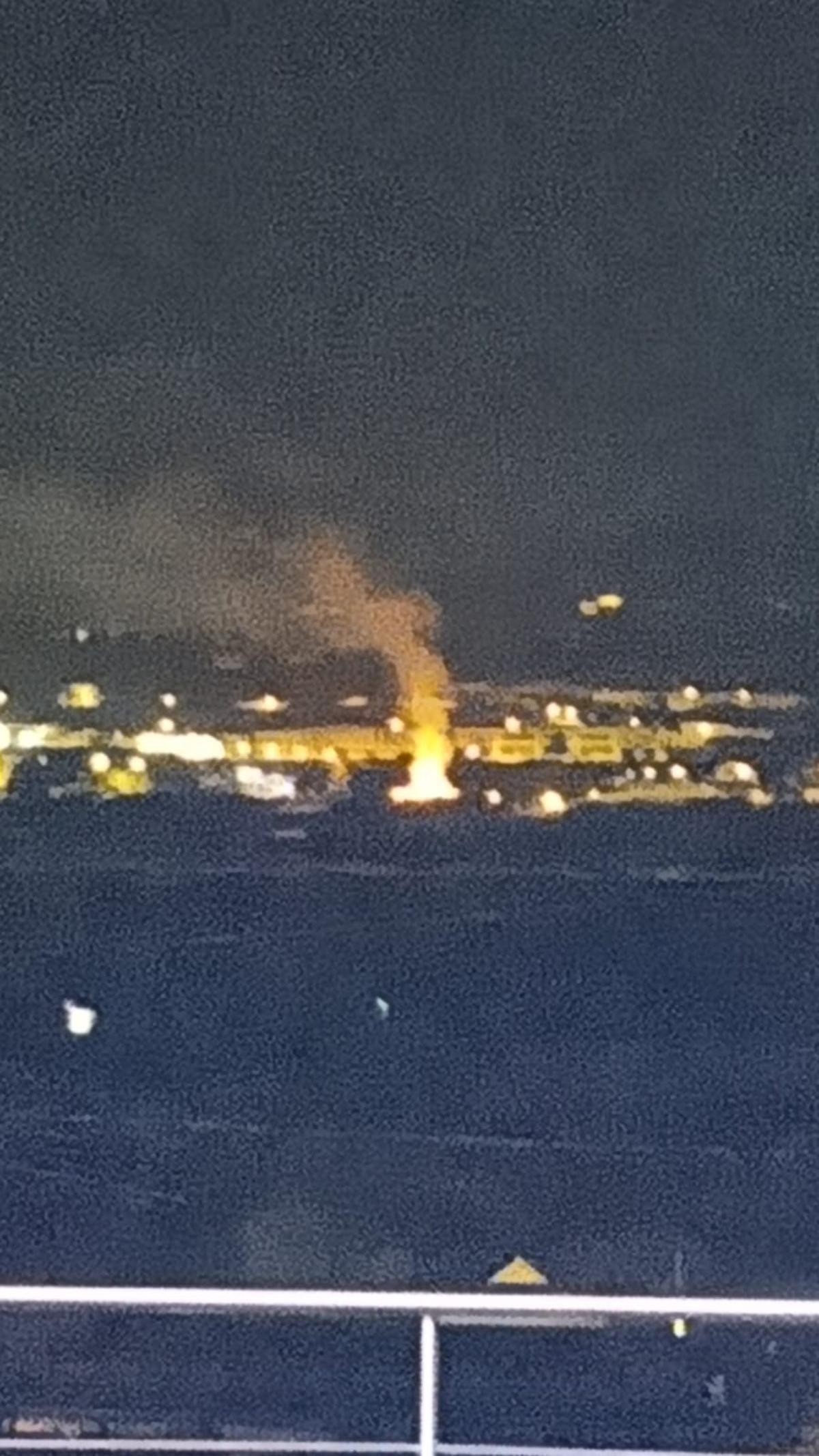 Foc a la una de la matinada prop del poligon industrial de Sant Fruitós de Bages