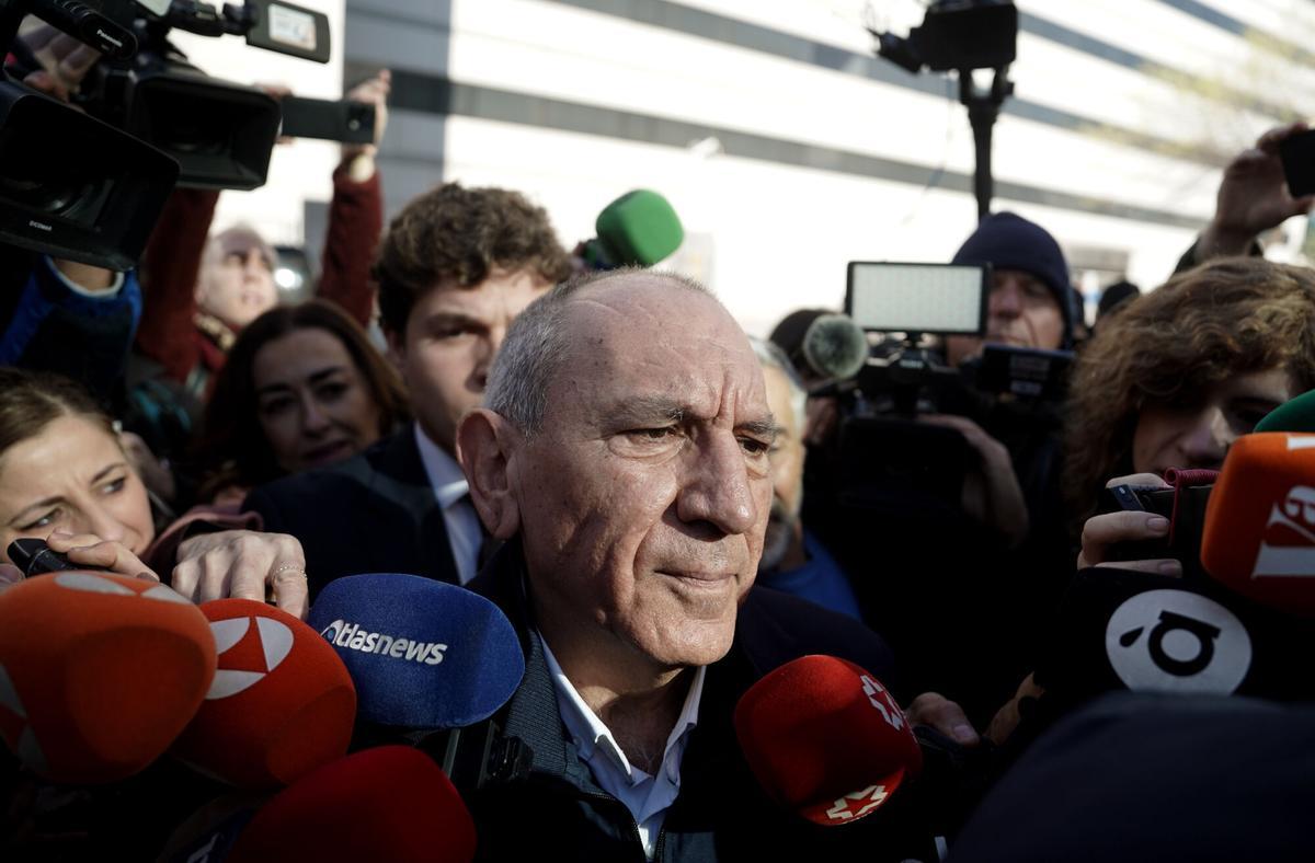 L'ex DAO nega l'agressió sexual i carrega contra la víctima davant del jutge: "M'han destrossat la vida"