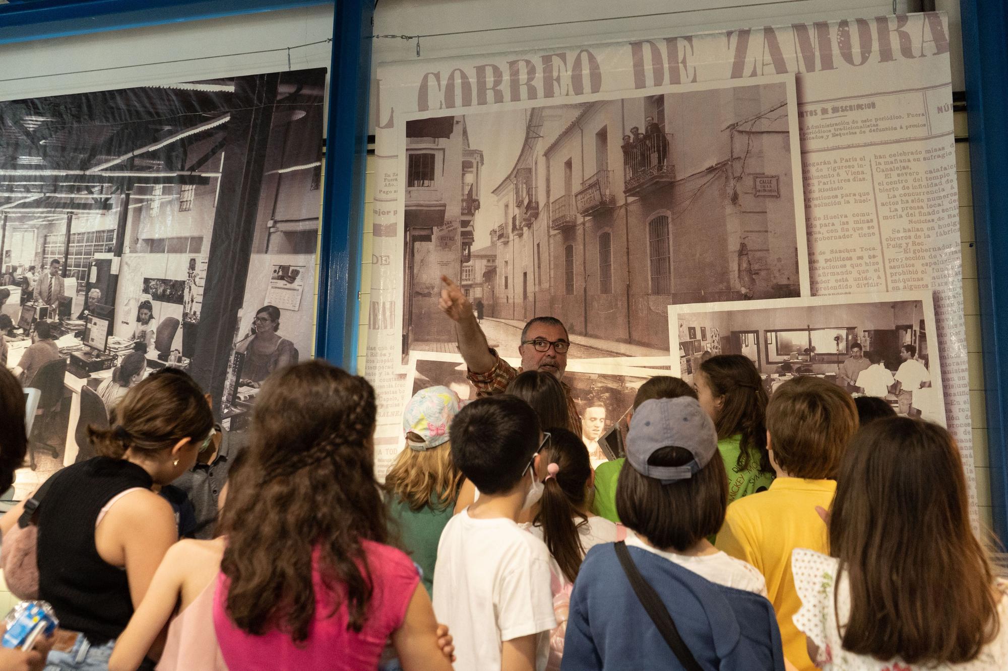 Visita de alumnos del colegio Sagrado Corazón de Jesús al periódico.