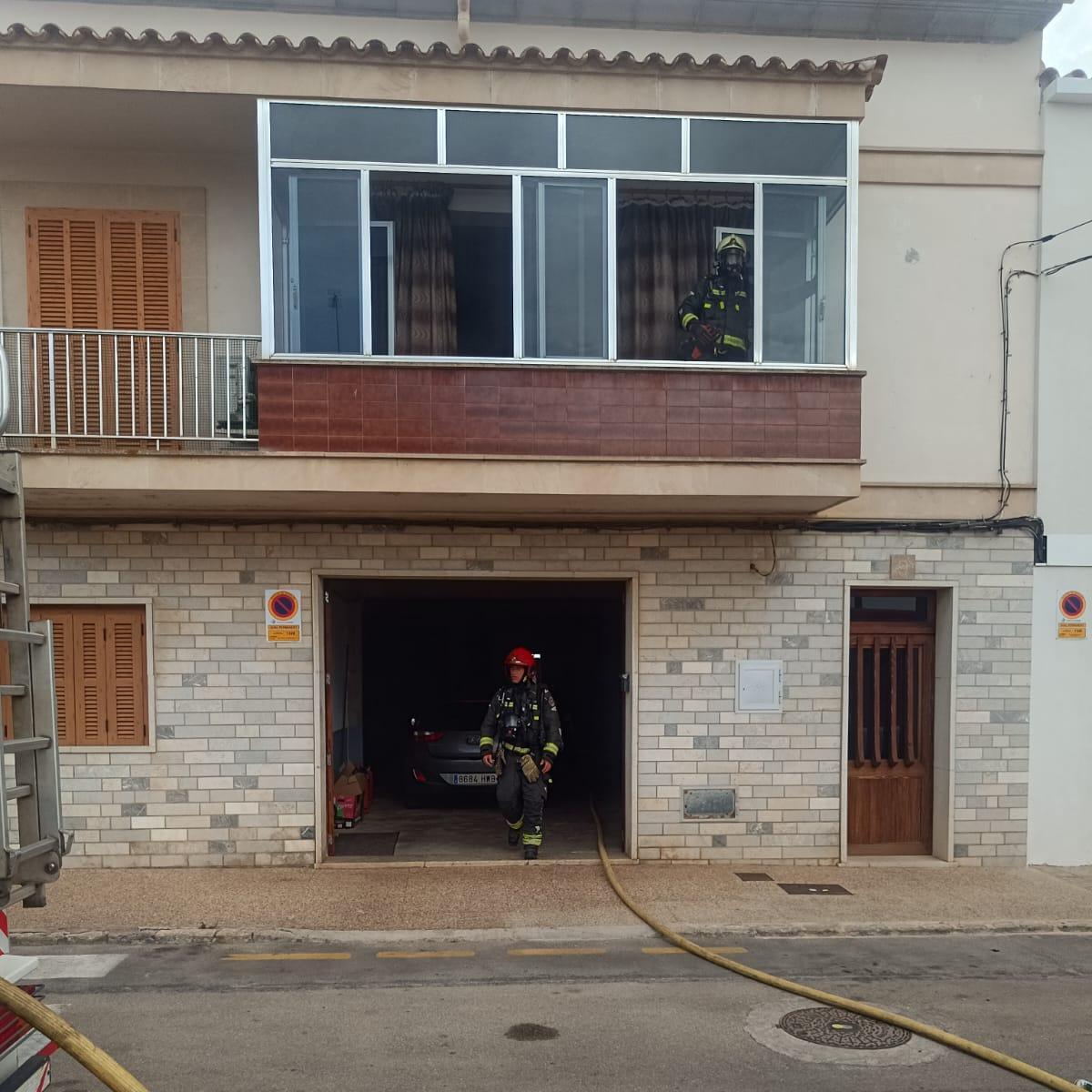 SUCESOS EN MALLORCA / Un herido en un incendio declarado en la cocina de una vivienda en Llucmajor
