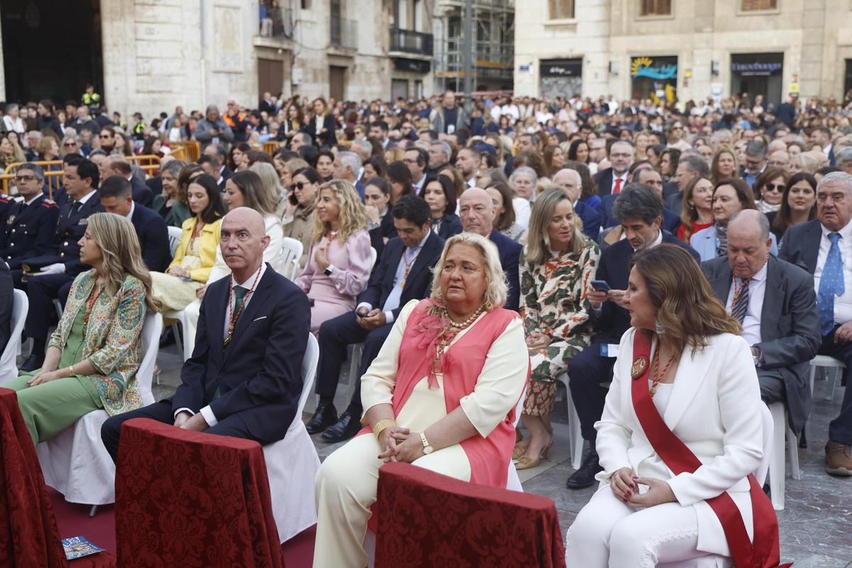 Todas las fotos de la La Missa d'Infants en la plaza de la Virgen Todas las fotos de la La Missa d'Infants en la plaza de la Virgen
