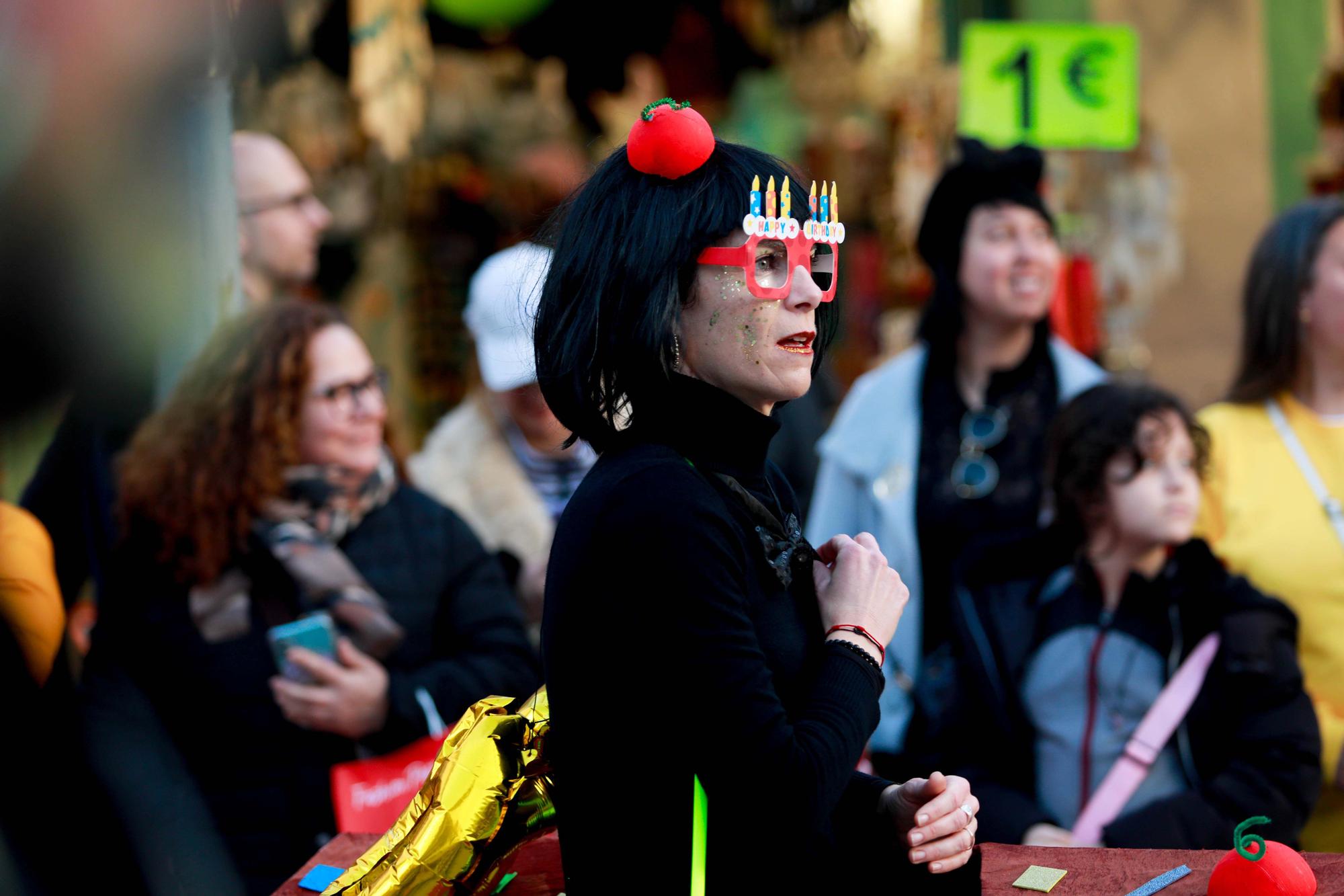 Todas las imágenes de la rúa de carnaval 2023 en Santa Eulària