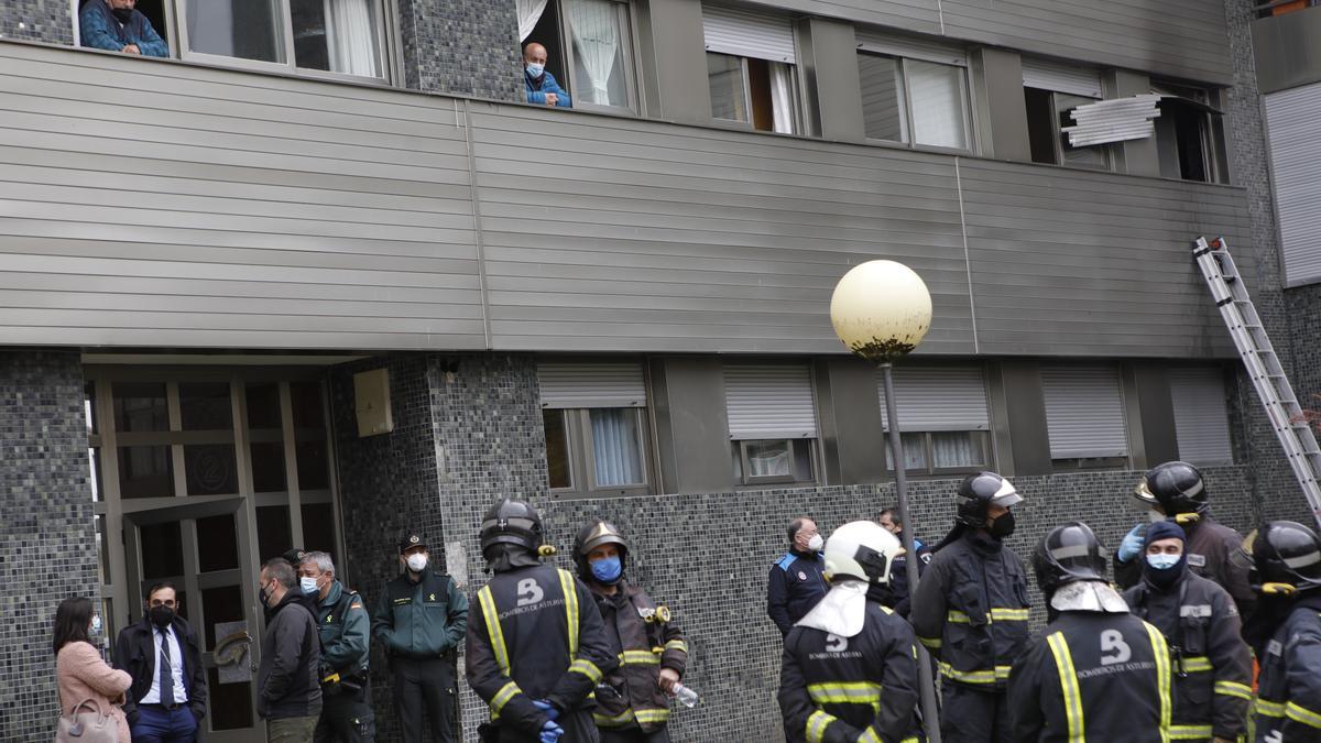 Así fue el incendio en el que fallecieron dos personas en Villaviciosa