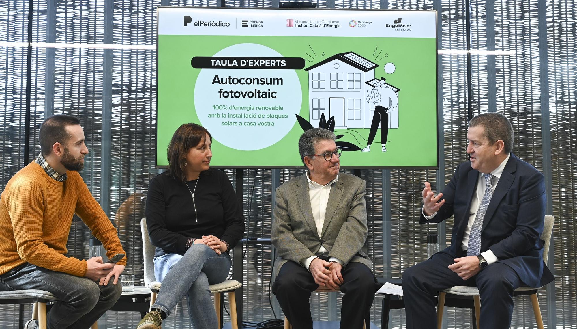 En la mesa redonda participaron la directora del ICAEN), Marta Morera; el Director Comercial de Engel Solar, Josep María Albert; y el presidente de la Comisión de Energía de Ingenieros Industriales de Catalunya, Lluís Pinós.