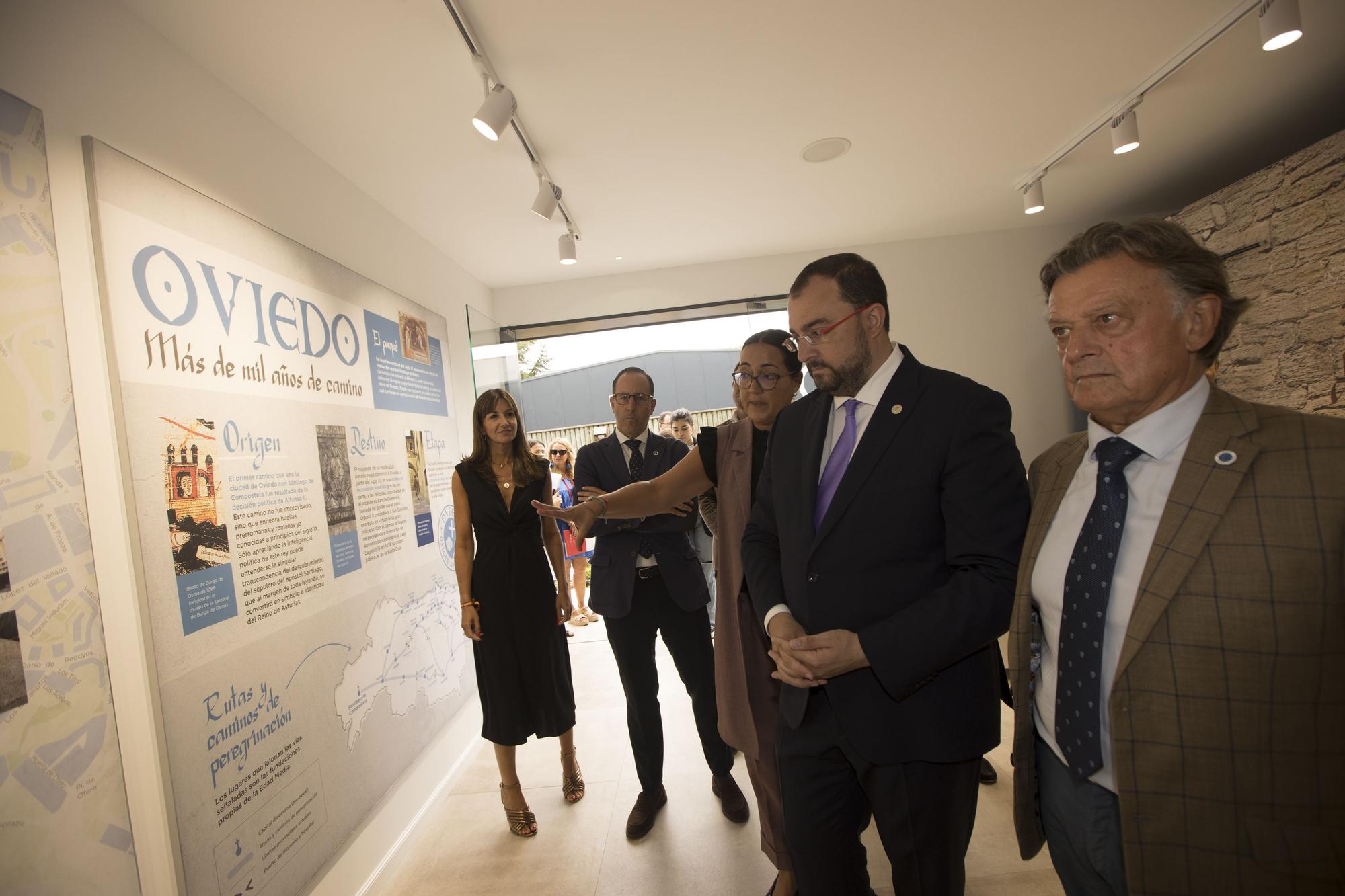 En imágenes: La visita de Adrián Barbón a la Feria de Muestras