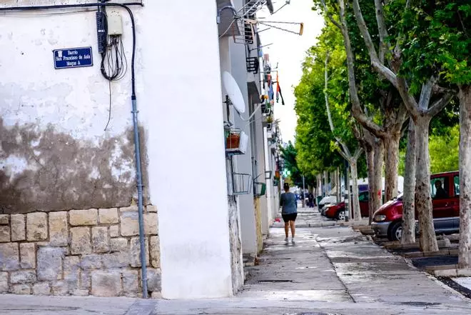 Libertad provisional para los dos detenidos por el disparo en el pecho a un hombre en El Poblao de Villena