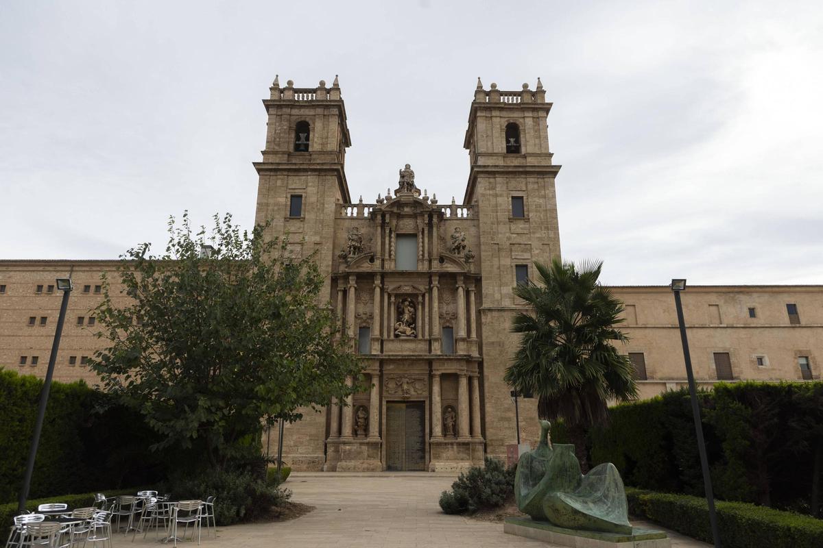 Sede de la Acadèmia Valenciana de la Llengua.