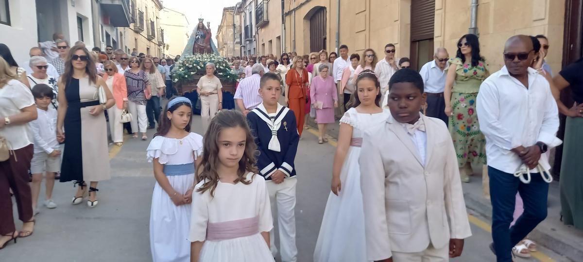 GALERÍA| Fuentesaúco honra a la Virgen de la Antigua