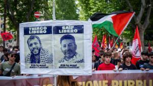 Israel deporta els activistes de la flotilla detinguts al país, inclòs l’espanyol Saif Abukeshek