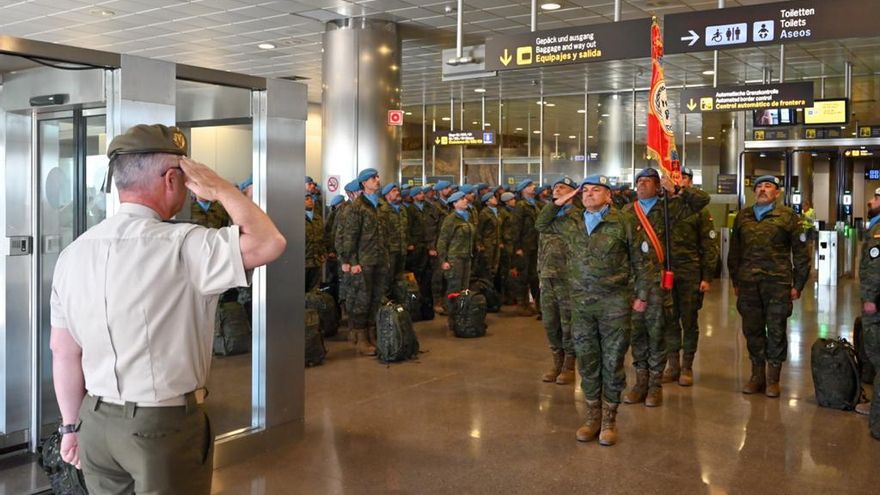 The last members of the BRILIB XXXVI contingent arrive in the Canary Islands after their mission in Lebanon