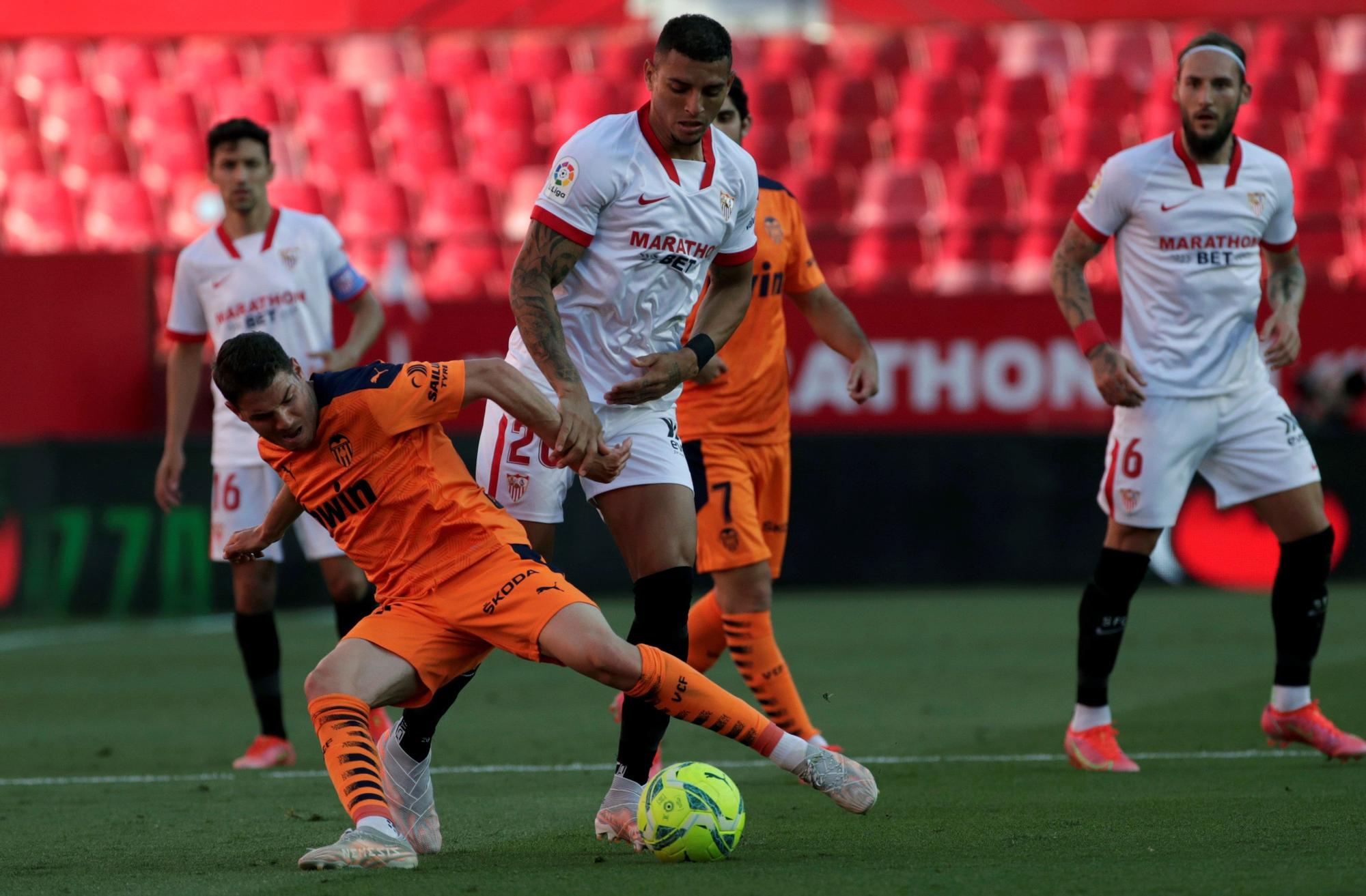 ¿Recuerdas alguno de estos enfrentamientos Valencia - Sevilla?