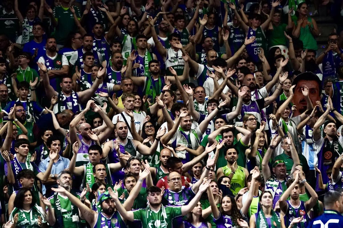 Cuartos de final de la Liga Endesa entre el Unicaja y el Barça