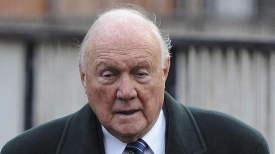 Stuart Hall a su llegada a los tribunales.