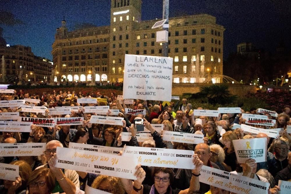 Acte a Barcelona per reclamar la llibertat dels presos