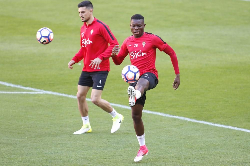 Entrenamiento del Sporting 04/04/2017