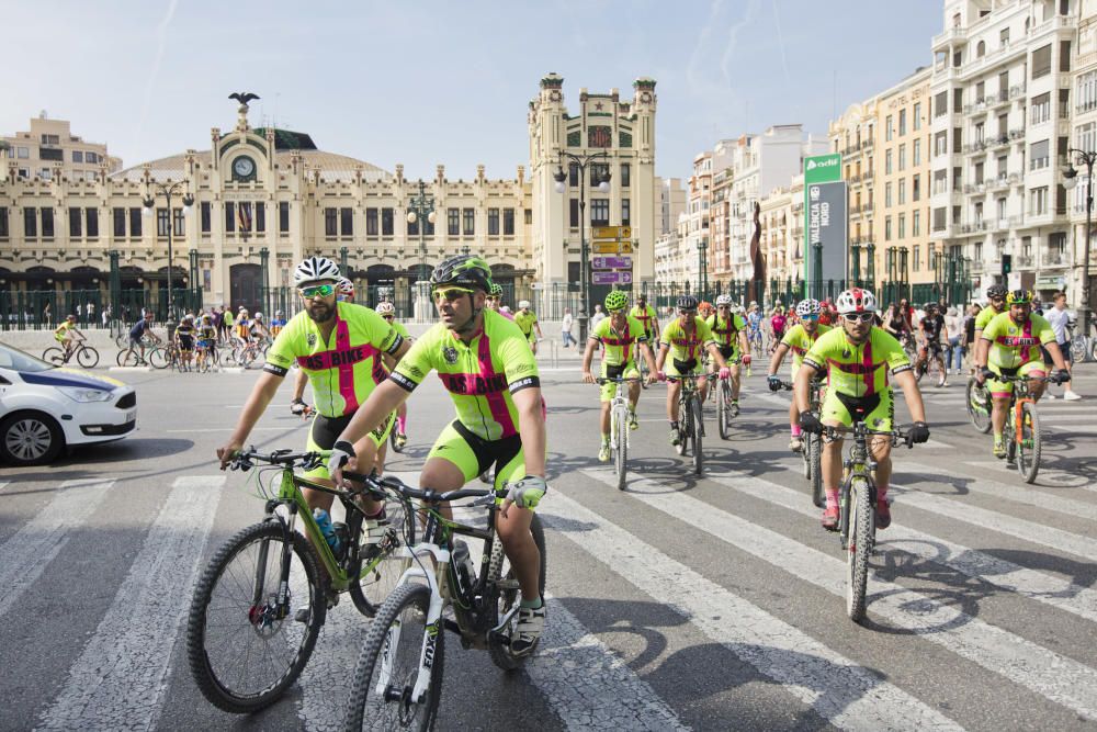 Manifestación ciclista en València