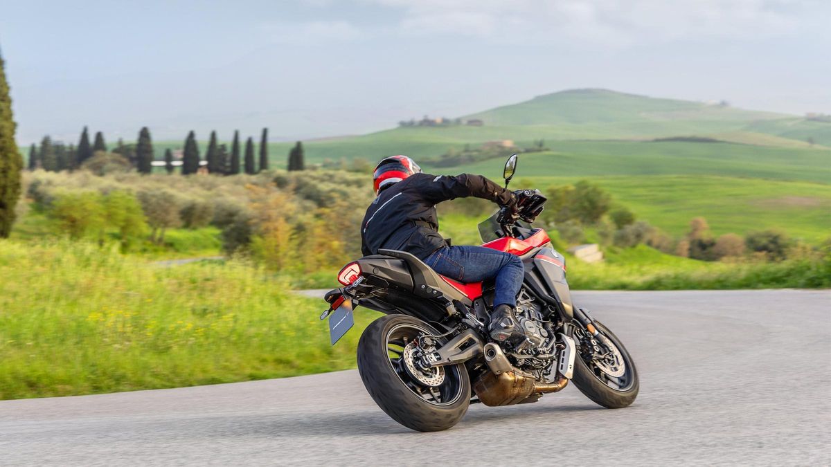 Yamaha Tracer 7, equilibrio total