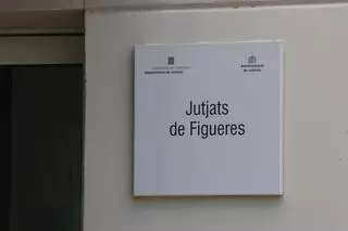 Advocats i procuradors s'uneixen als jutges i funcionaris per denunciar la situació dels jutjats de Figueres