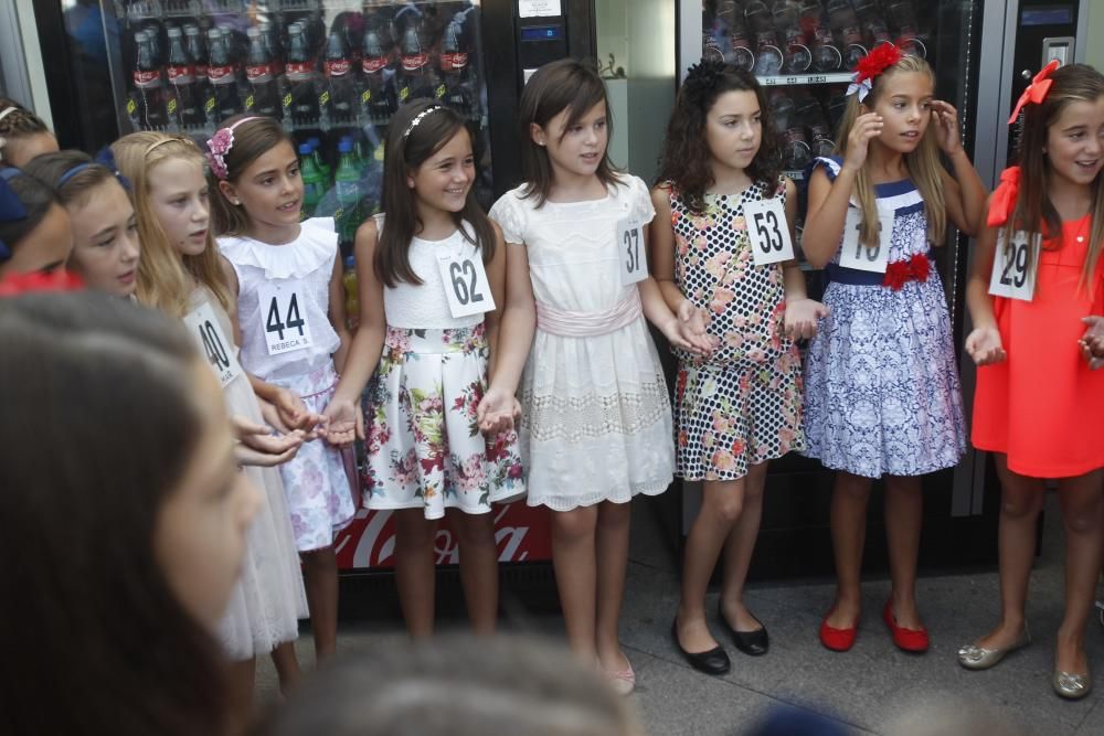 Las candidatas a la Corte de Honor Infantil, en l'Oceanogràfic