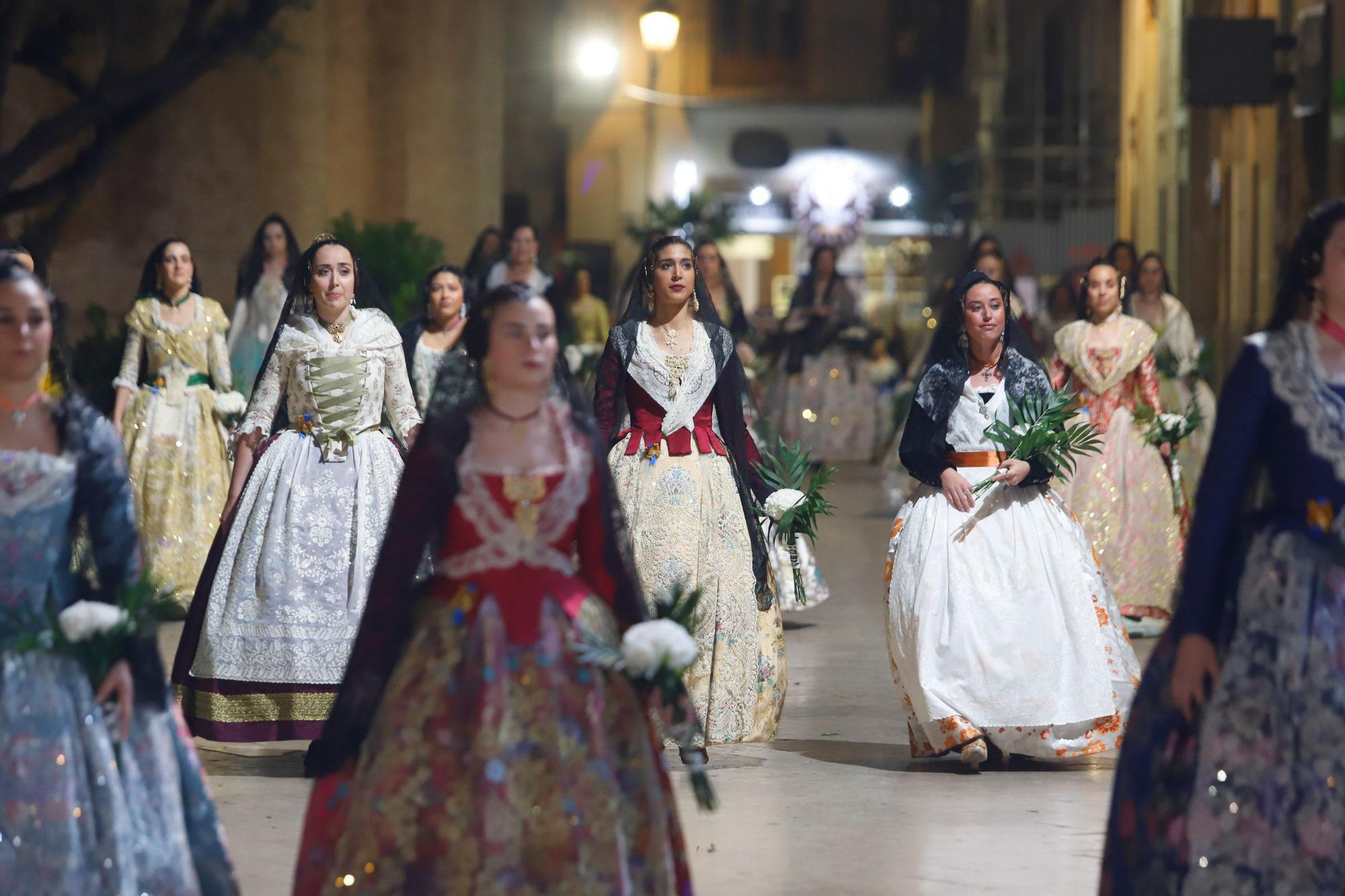 Búscate en el segundo día de la Ofrenda en la calle San Vicente entre las 22 y las 23 horas