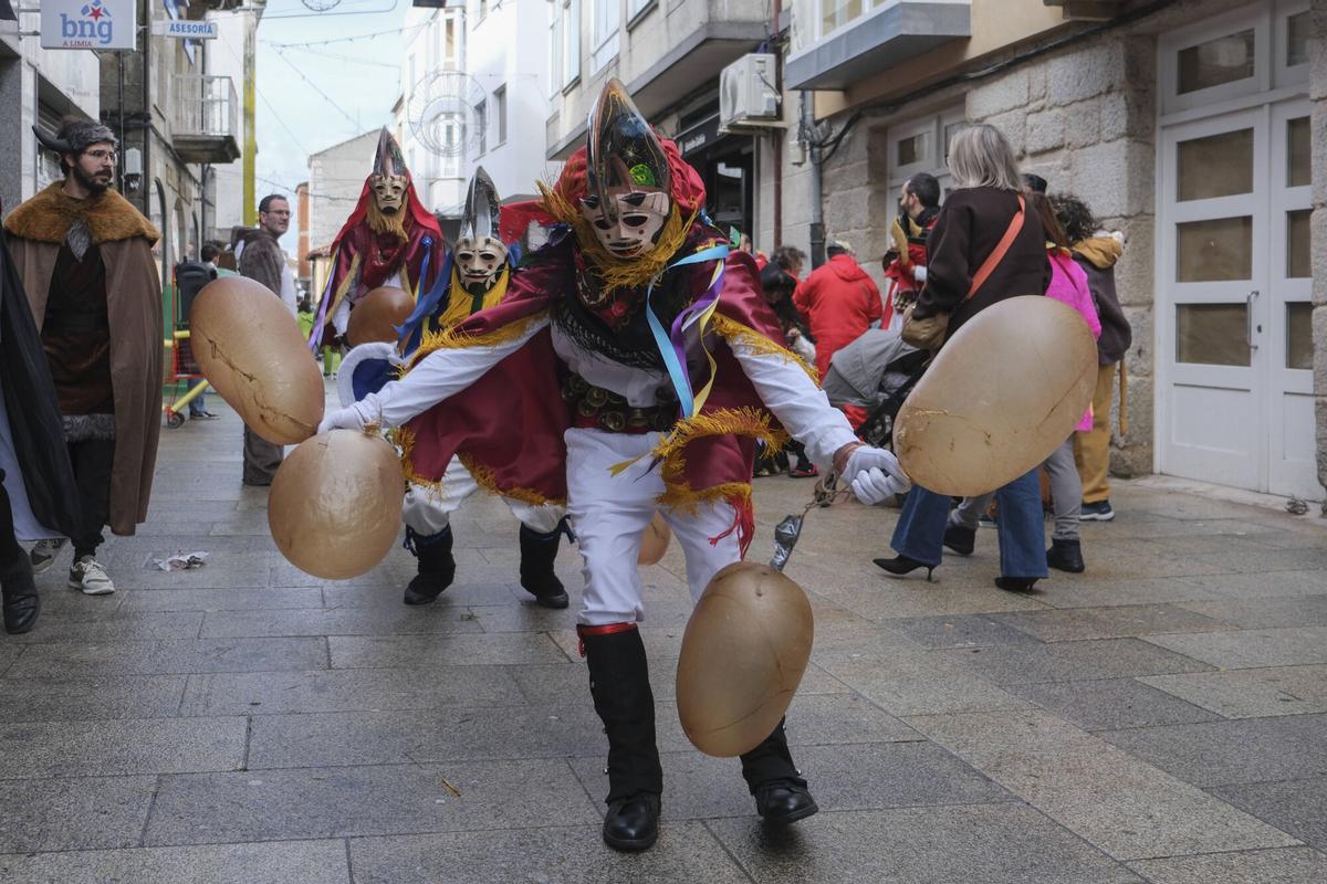 Las pantallas recorrieron las calles de  Xinzo de Limia