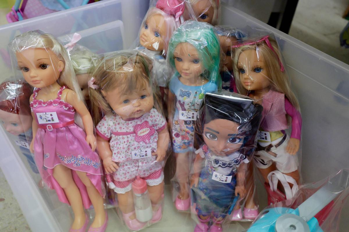 El taller de Càritas Mallorca donde se reparan los sueños para la Noche de Reyes