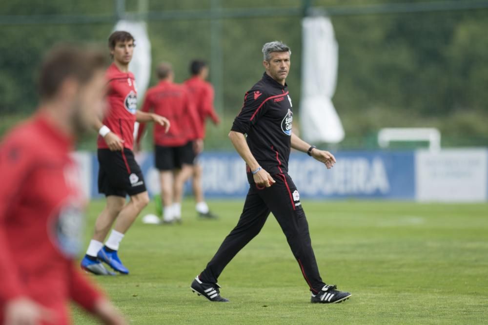 Dani Giménez y Eneko Bóveda no se ejercitaron sobre el césped por segundo día consecutivo pero podrán competir mañana.