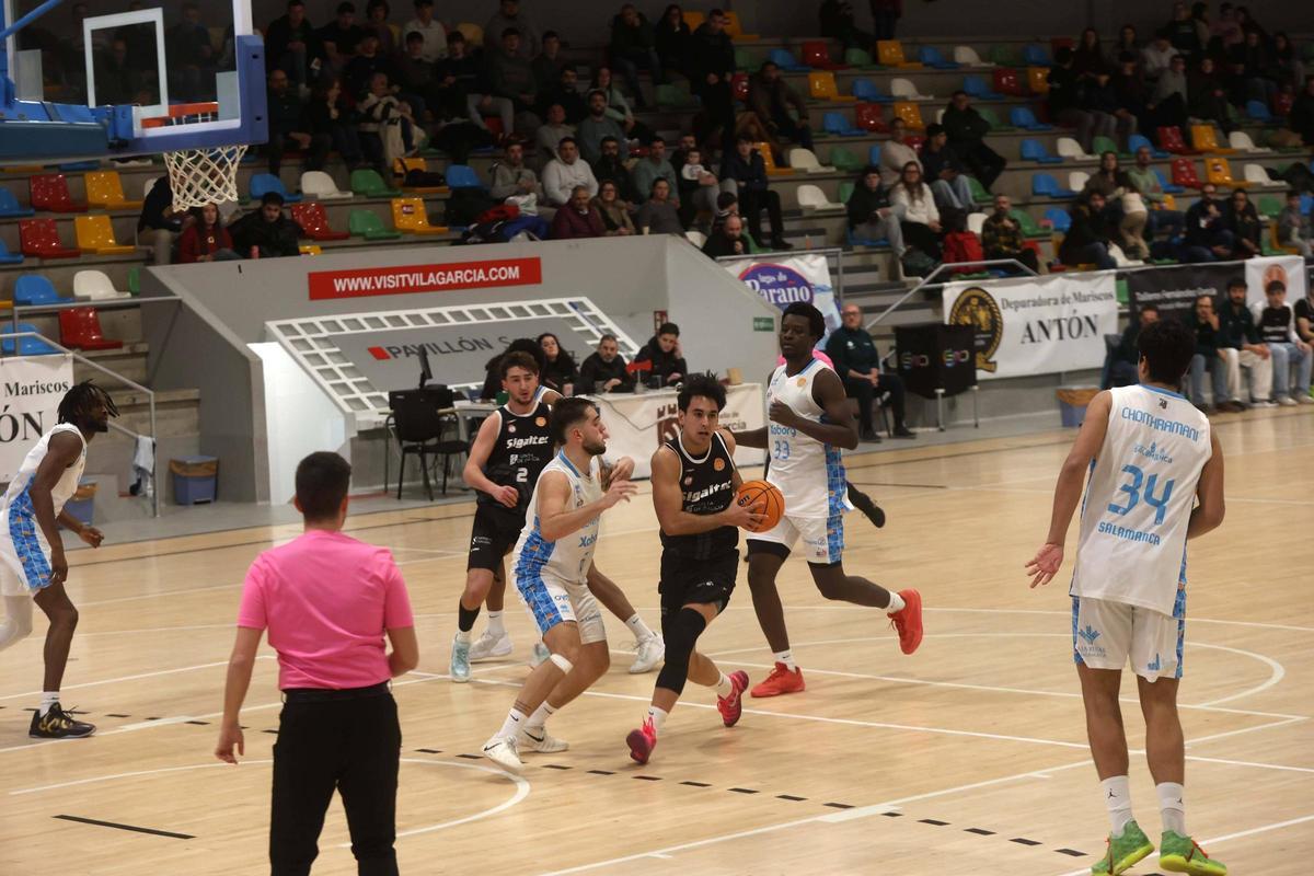 Evitar las cinco últimas plazas es el deseo de los vilagarcianos.