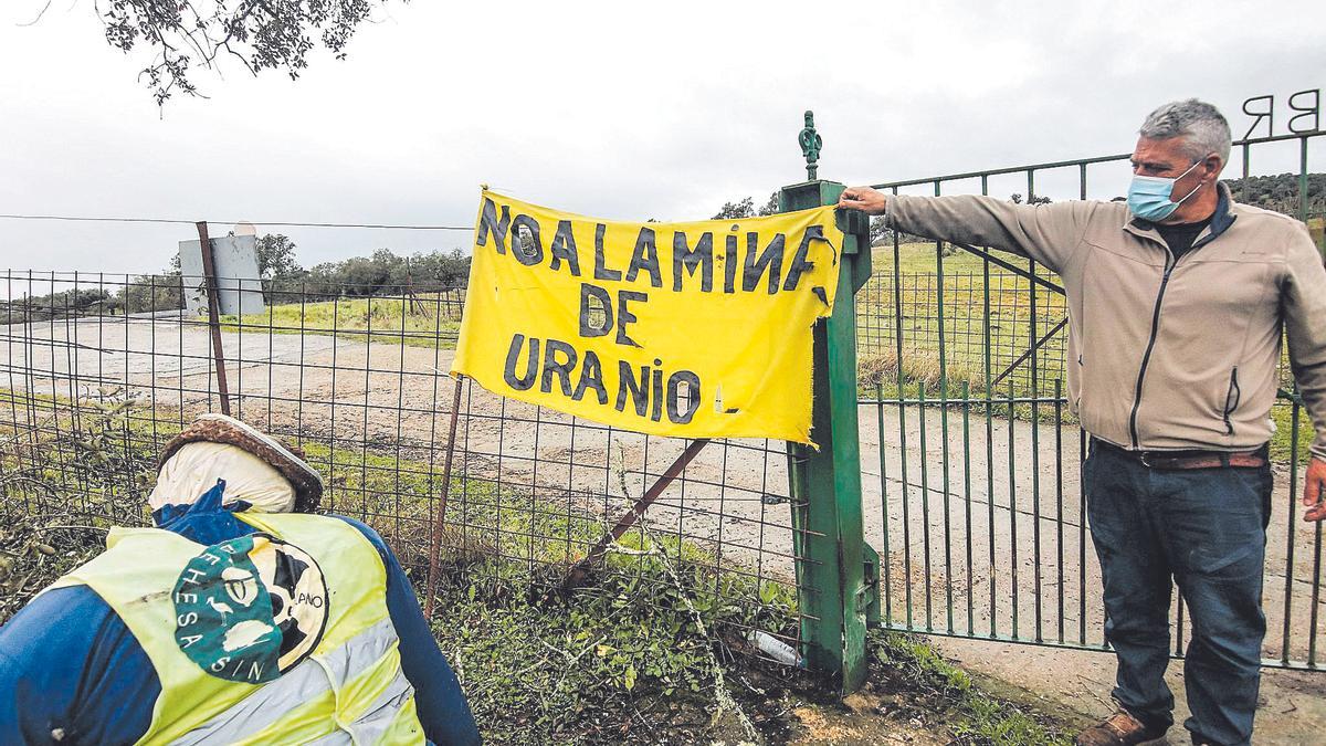 El 'todos a una' que enterró la mina de uranio - El Periódico Extremadura El 'todos a una' que enterró la mina de uranio - El Periódico Extremadura