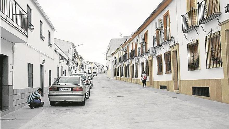 CULMINA un TRAMO DE LA CALLE ALCALDE Francisco JOSÉ NIETO