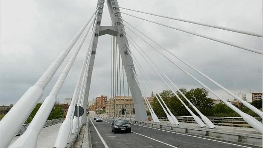 El puente que une Manises y Paterna triplica su coste