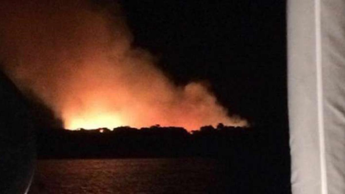 Incendio en el islote de S'Espalmador, en Formentera (4)