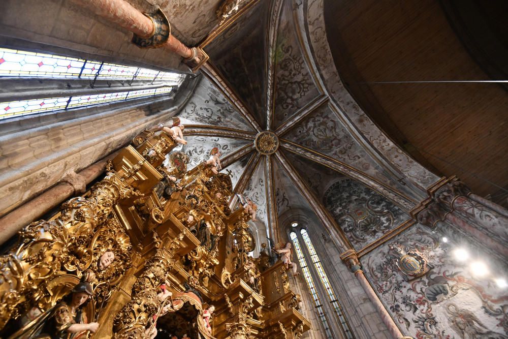 El convento de Santa Clara muestra sus tesoros a los pontevedreses