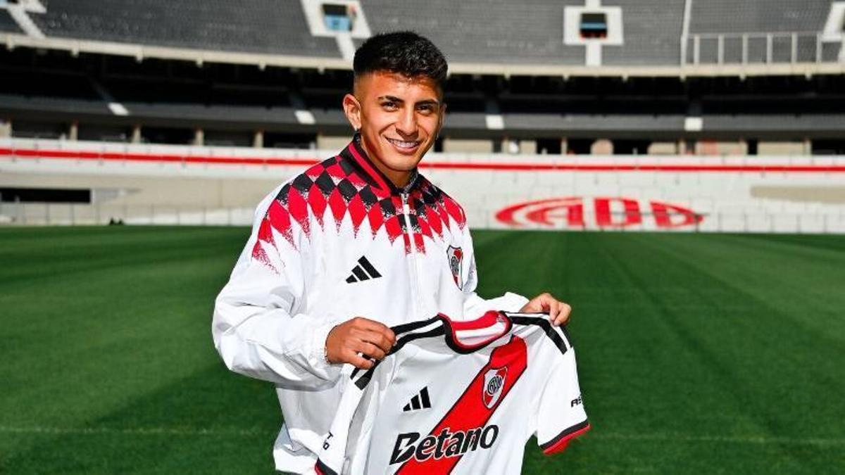 Golpe de autoridad en el mercado de River Plate