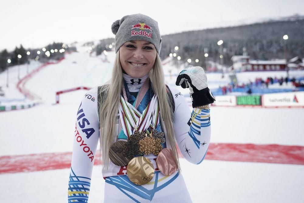 La esquiadora Lindsey Vonn celebra uno de sus triunfos.