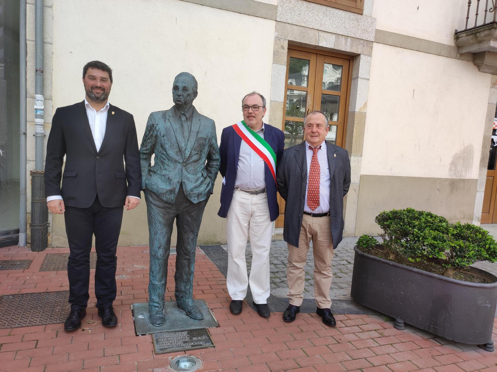 En imágenes: Luarca se viste de gala para hermanarse con la localidad italiana patria de Camillo Golgi