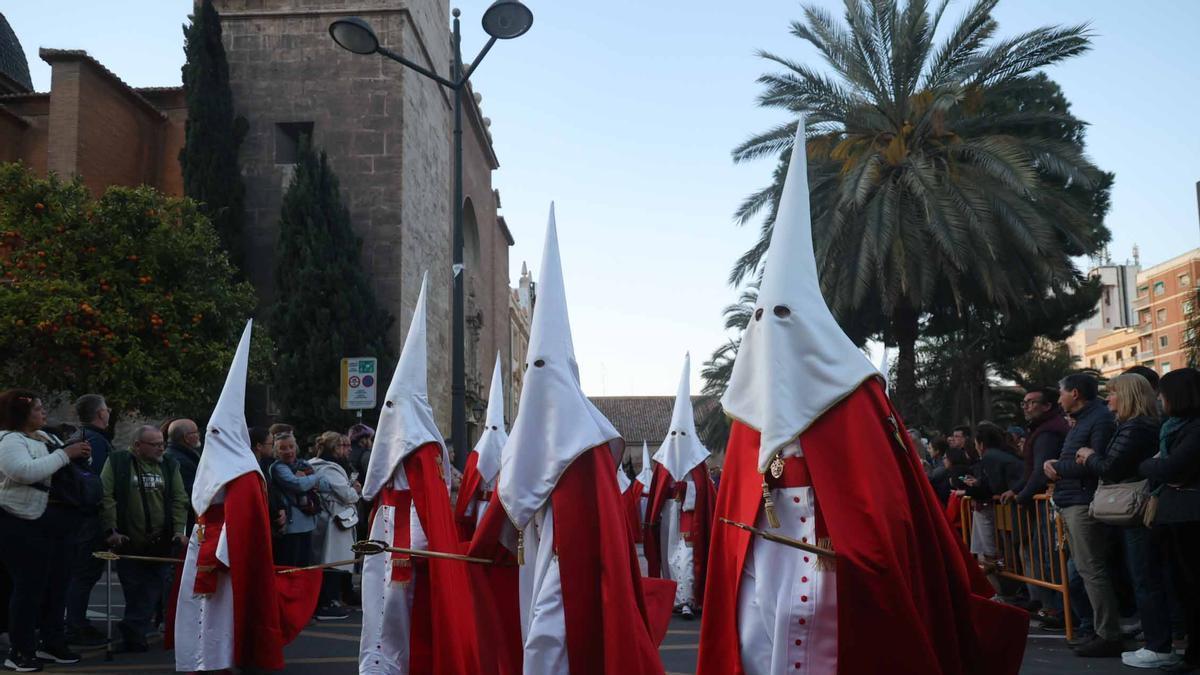 Solemnidad multitudinaria en el Jueves Santo de València