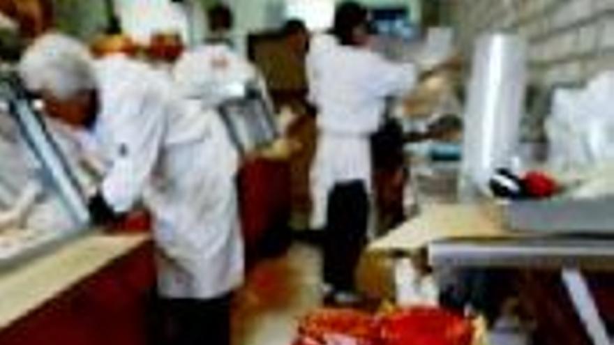 UPA y UCE exigen frenar losprecios en productos frescos