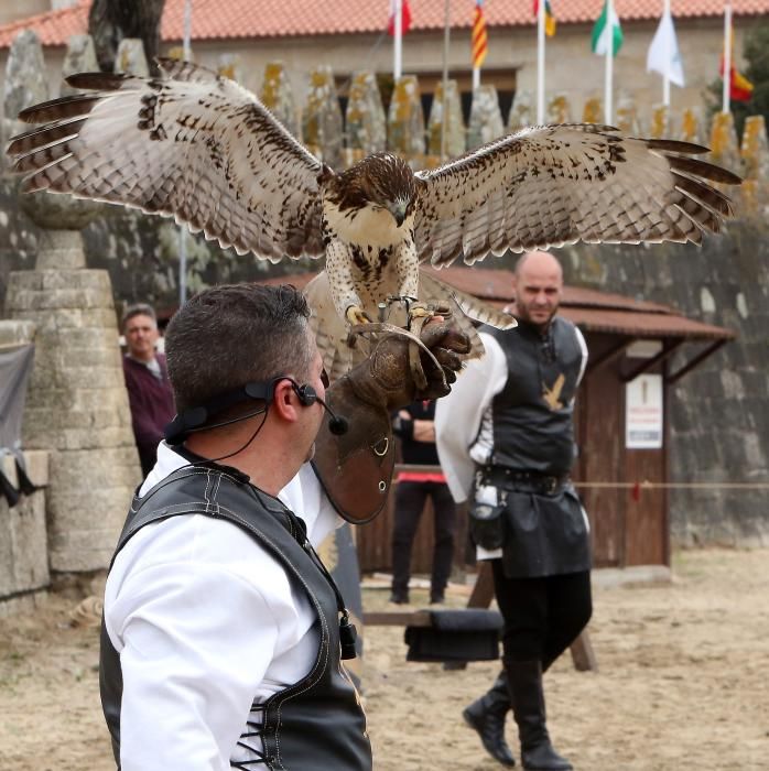 La celebración de la epopeya de 1493 congrega a una multitud en Baiona