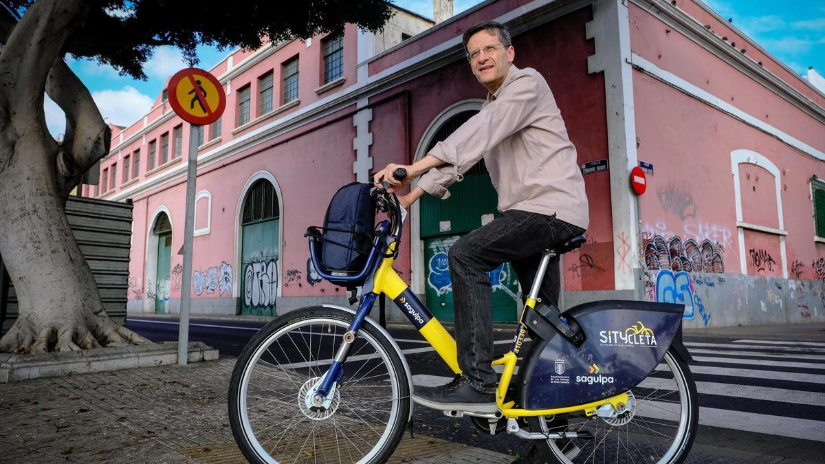 El arquitecto y docente de la ULPGC, Vicente Díaz.
