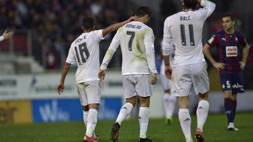 El Real Madrid vuelve a la senda del triunfo sin alardes