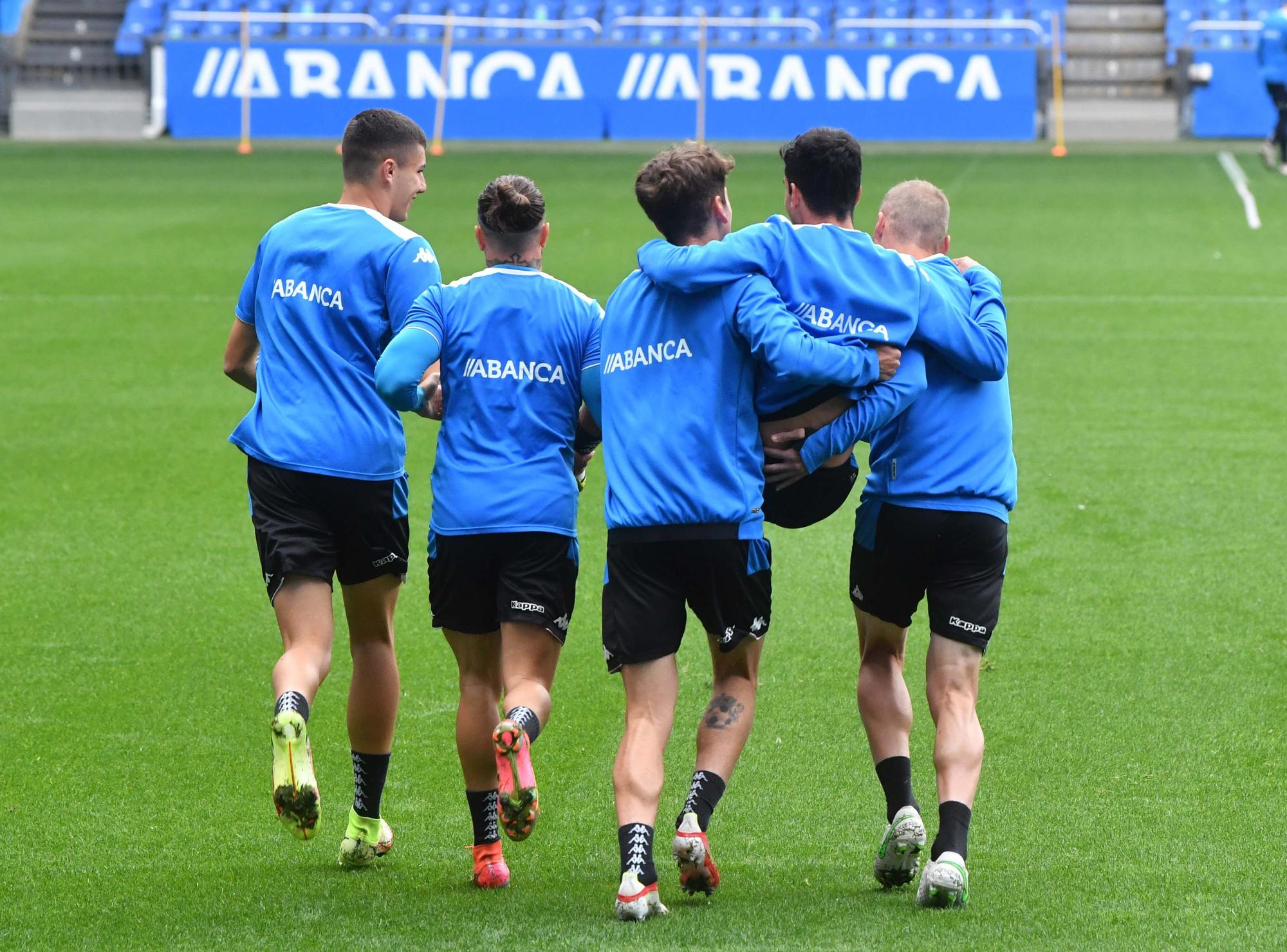 Entrenamiento en Riazor a puerta cerrada