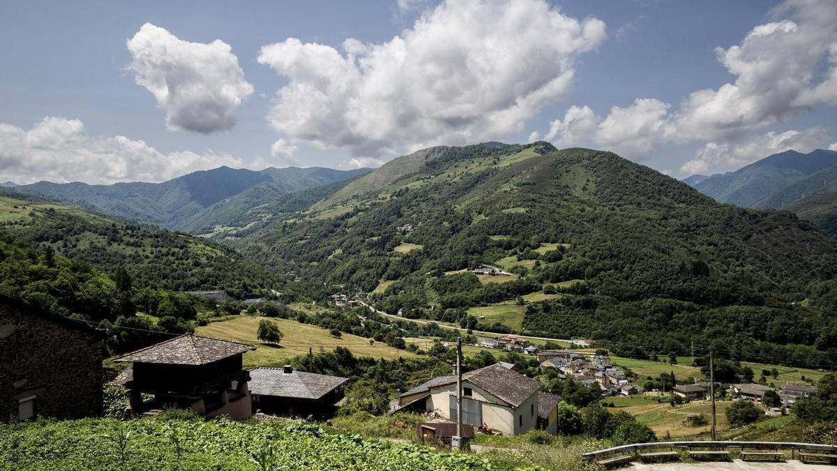 Un paisaje de Cangas del Narcea. | Julián Rus