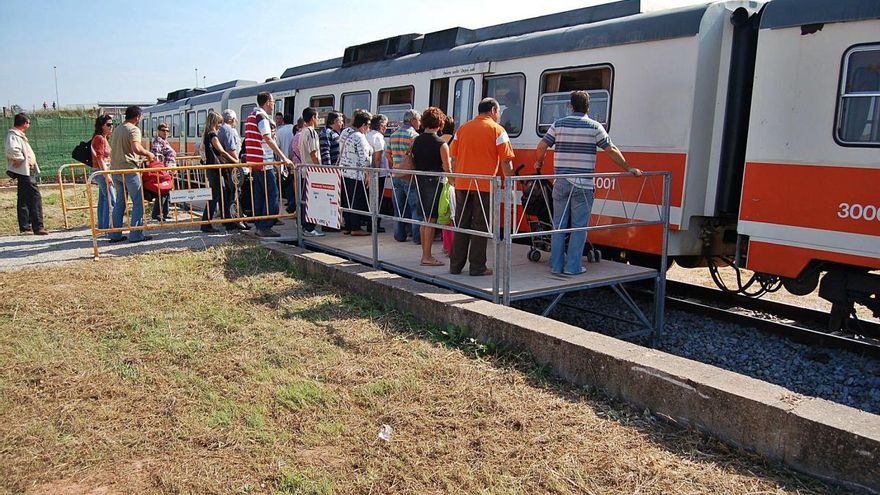 Una de les experiències d'ús de les línies de potassa per al transport de viatgers, per la Fira de Sant Miquel de Santpedor del 2007