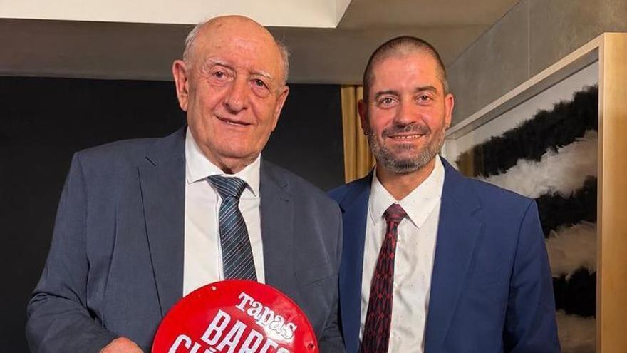 Can Biel Felip recibe el premio al mejor Bar Clásico de Baleares