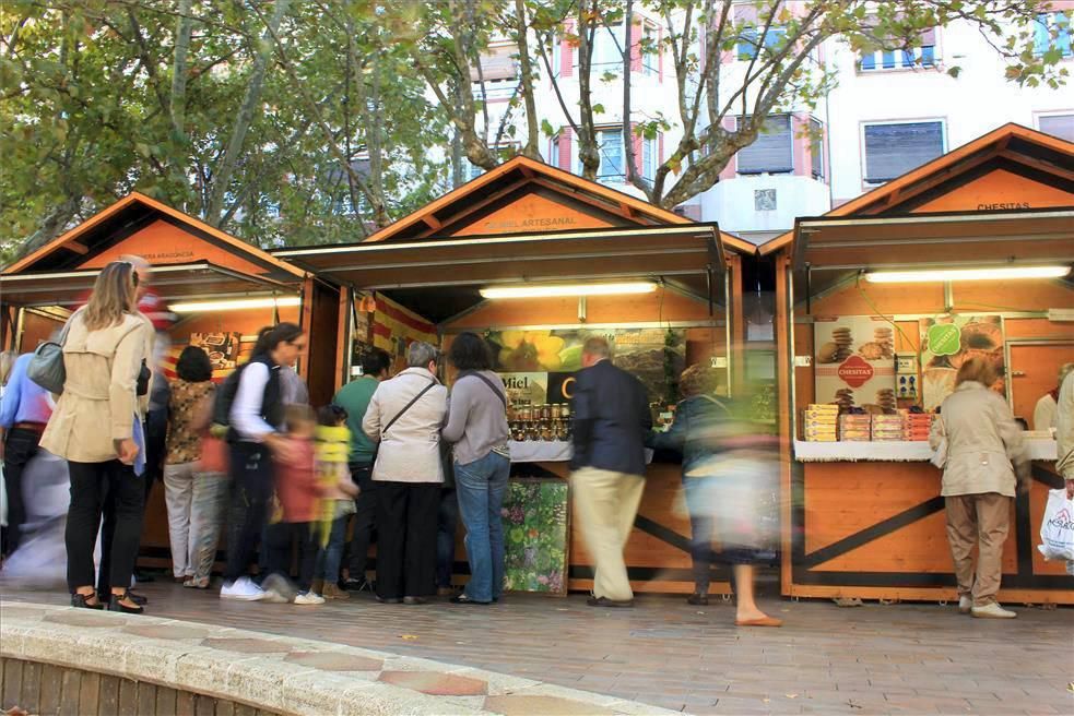 Muestra de artesanía de la Plaza de los Sitios