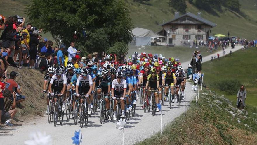 Alaphilippe se consagra en unos Alpes con tregua de los favoritos