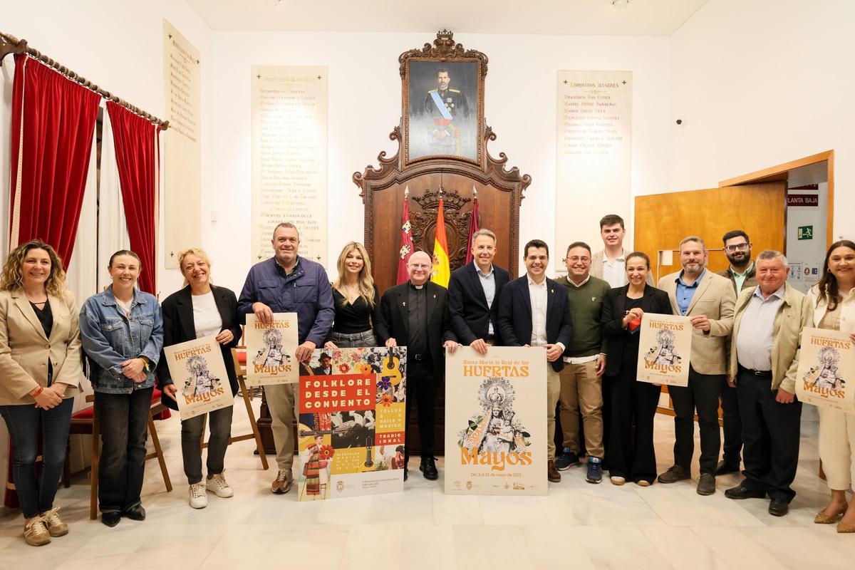 Presentación de los 'Mayos' este martes.